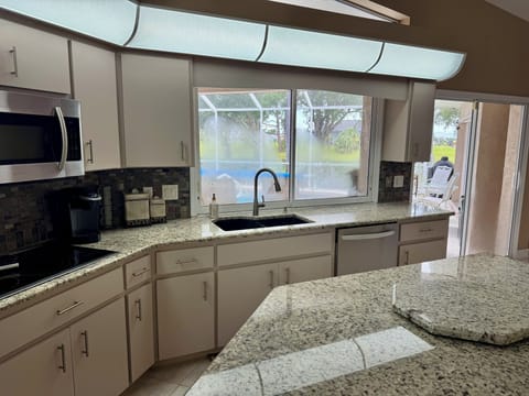 FULL KITCHEN WITH ALL YOUR COOKING SUPPLIES