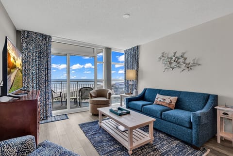 Bright & Inviting: Your Perfect Beach Getaway