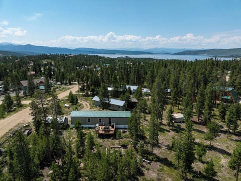 The Zig Zag Retreat & Lake Granby
