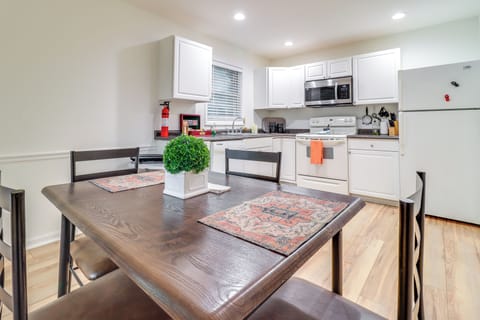 Dining Area & Kitchen | Drip Coffee Pot | Dishwasher | Toaster