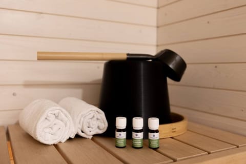 Bathroom amenities