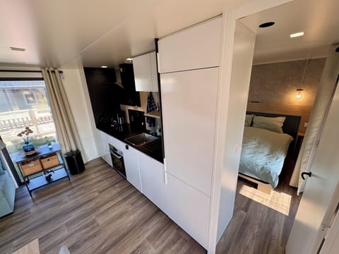 Kitchen and bedroom 1