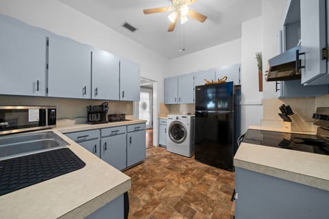 Fully stocked kitchen in your Ocala Florida vacation rental