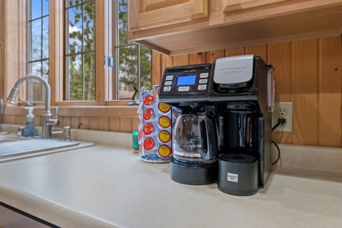 Morning coffee or tea: K-Cup or drip with creamers, sugars, and teas.