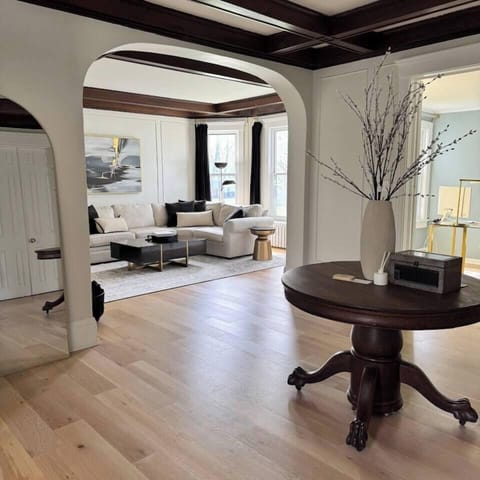 7dd3acdc-36f3-42db-b0e4-76ab2e78ba4c