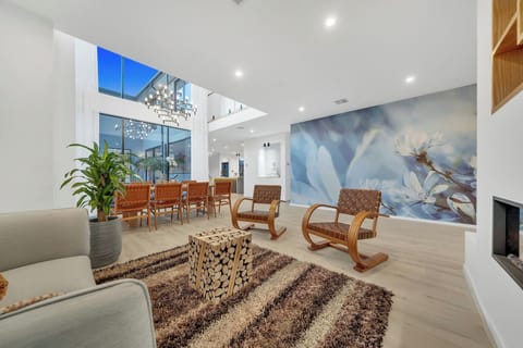 Lounge with dining view