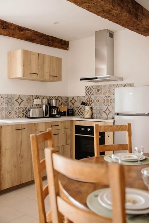 0030_0030MargotCarte_WEB