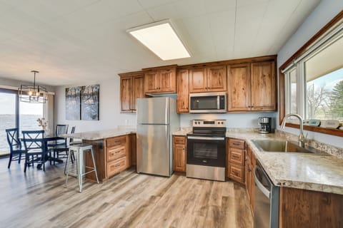 Kitchen | Cooking Basics | Dishwasher | Drip Coffee Maker | Spices | Toaster