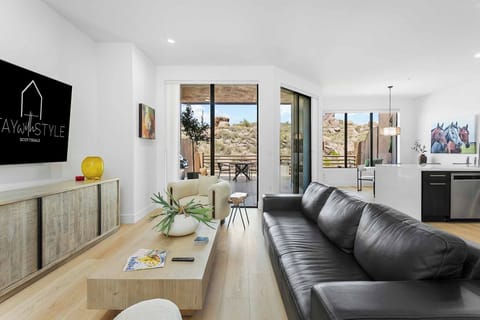 Living space with views!