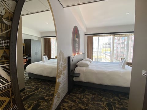 Unit with 1 King size Bed