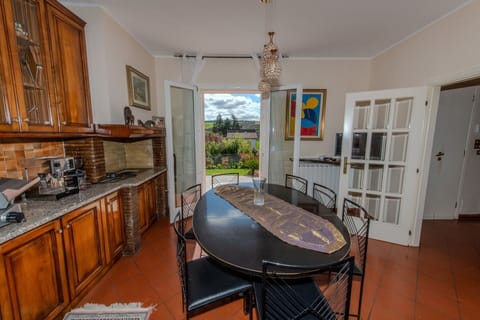 Autumn, Kitchen, Spring, Summer