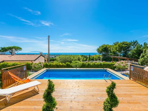 Blue, Leisure, Sea, Resort, Eco Hotel, Swimming Pool, Shade, Ocean, Vacation, Landscaping