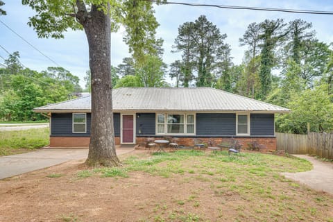 Atlanta Vacation Rental | 3BR | 2BA | Step-Free Entry | 1,100 Sq Ft