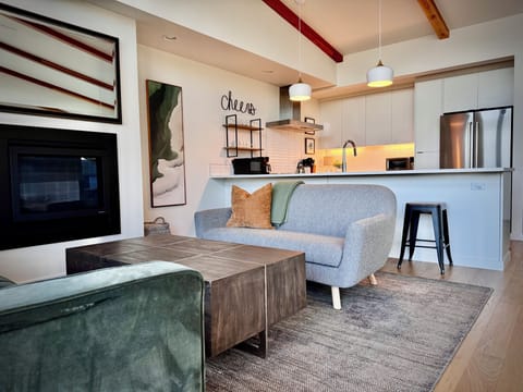 Living room view into the full size kitchen ding