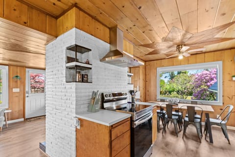 Fully equipped kitchen with everything you need to prepare delicious meals during your stay.