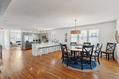 Dining Table Seats 8