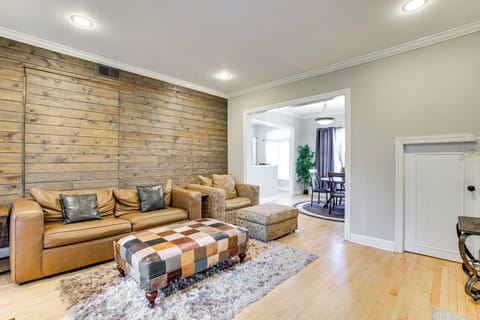 Dallas Vacation Rental | 3BR | 2BA | 1,900 Sq Ft | Stairs Required to Access