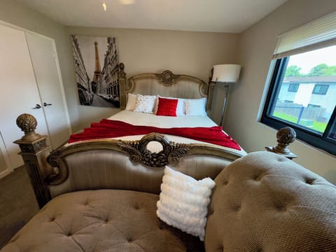 Master bedroom with king size bed