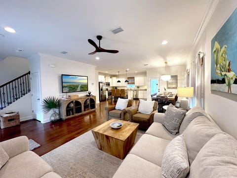 Soft, plush comfy couch and seating for your entire group. Smart TV. Fan.