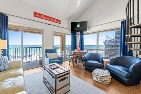Enjoy endless Gulf views from this airy living space – where every sunrise and sunset feels front-row.