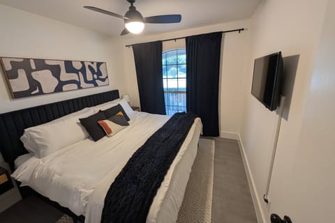 All bedrooms have TVs and King size beds