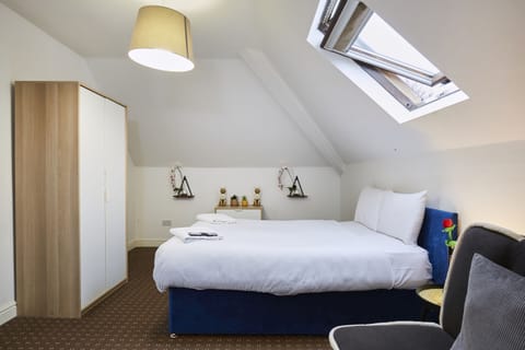 Bright and cosy bedroom in Deighton – perfect for a restful night’s sleep