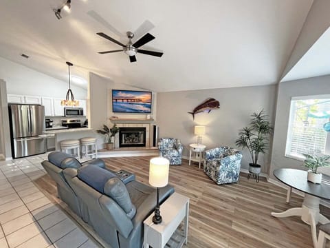 St. Augustine Beach Home Rental LR