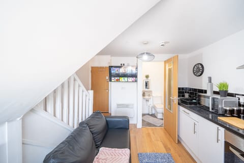 Living Room / Lounge