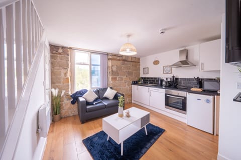 Living Room / Lounge