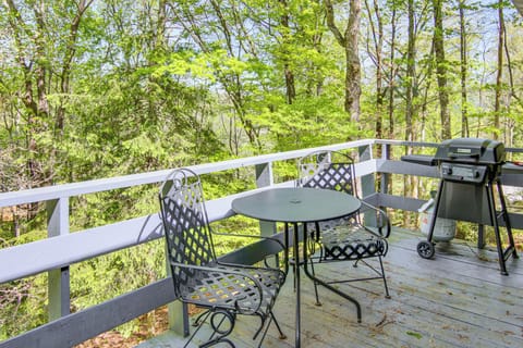 Pisgah Forest Vacation Rental | 3BR | 2.5BA | 1,400 Sq Ft | Stairs to Enter