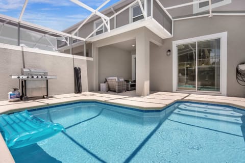 Private Pool with BBQ