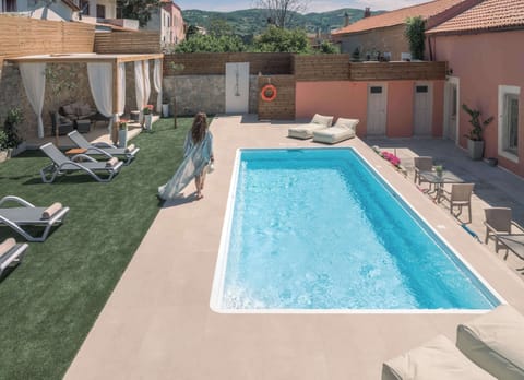 An aqua paradise serving as your starting point to explore Crete