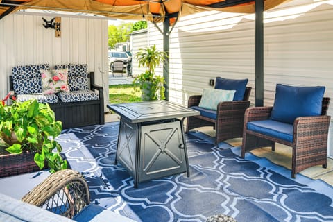 Patio | Fire Pit