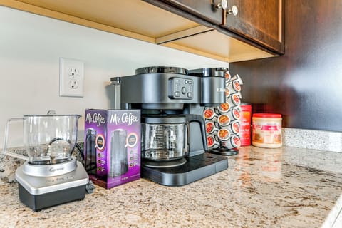 Wet Bar | Main Level | Dual Keurig/Drip Coffee Maker | Beverage Cooler