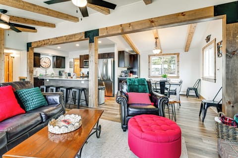 Main Living Room | Main Level | Fireplace