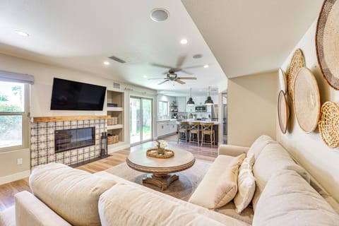 Gilbert Vacation Rental | 4BR | 3.5BA | 2 Steps Required | 2,200 Sq Ft