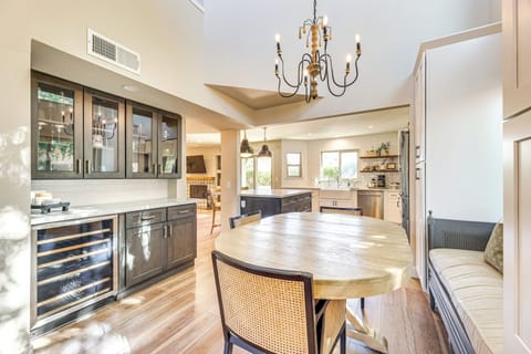 Dining Area | Table w/ Breakfast Nook | Beverage Cooler | 1st Floor