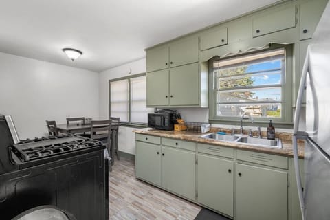 Gather around the 4-seater high-top dining table to enjoy a meal or a lively game of cards with family and friends in a relaxed setting. Additional homey decor coming soon!