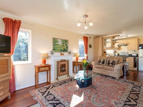 Furniture, Wood, Interior Design, Couch, Ceiling, Flooring, Table, Living Room, Floor, Room