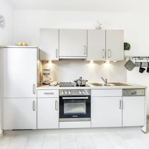 Kitchen with dishwasher