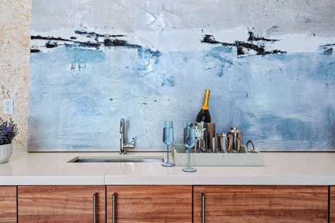 A wetbar is a nice feature