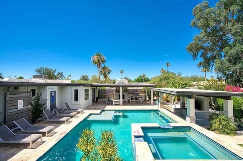 Rejuvenating Resort Style Pool 