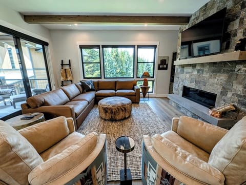 Luxury mountain townhome in River Run Village