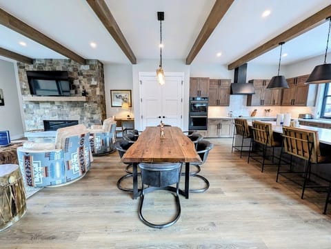 Second level living area and kitchen space