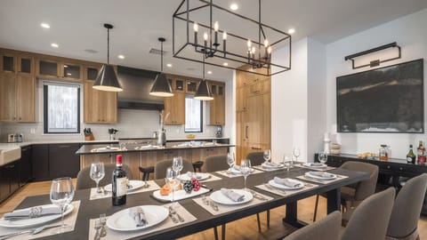Dining and additional kitchen island seating