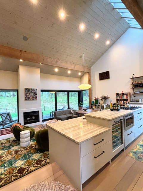Open Kitchen