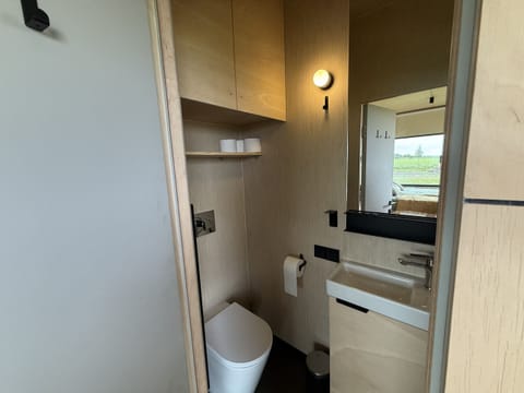 Bathroom of Camping Hofstede Zonnevliet - Tiny house