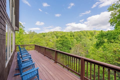 Bird watching, or coffee sipping? This large deck area has you covered!