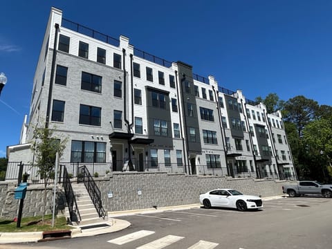 Furnished townhome near historic downtown Wake Forest and local shops.