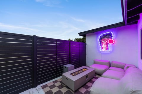 Night Time Hang Out Spot